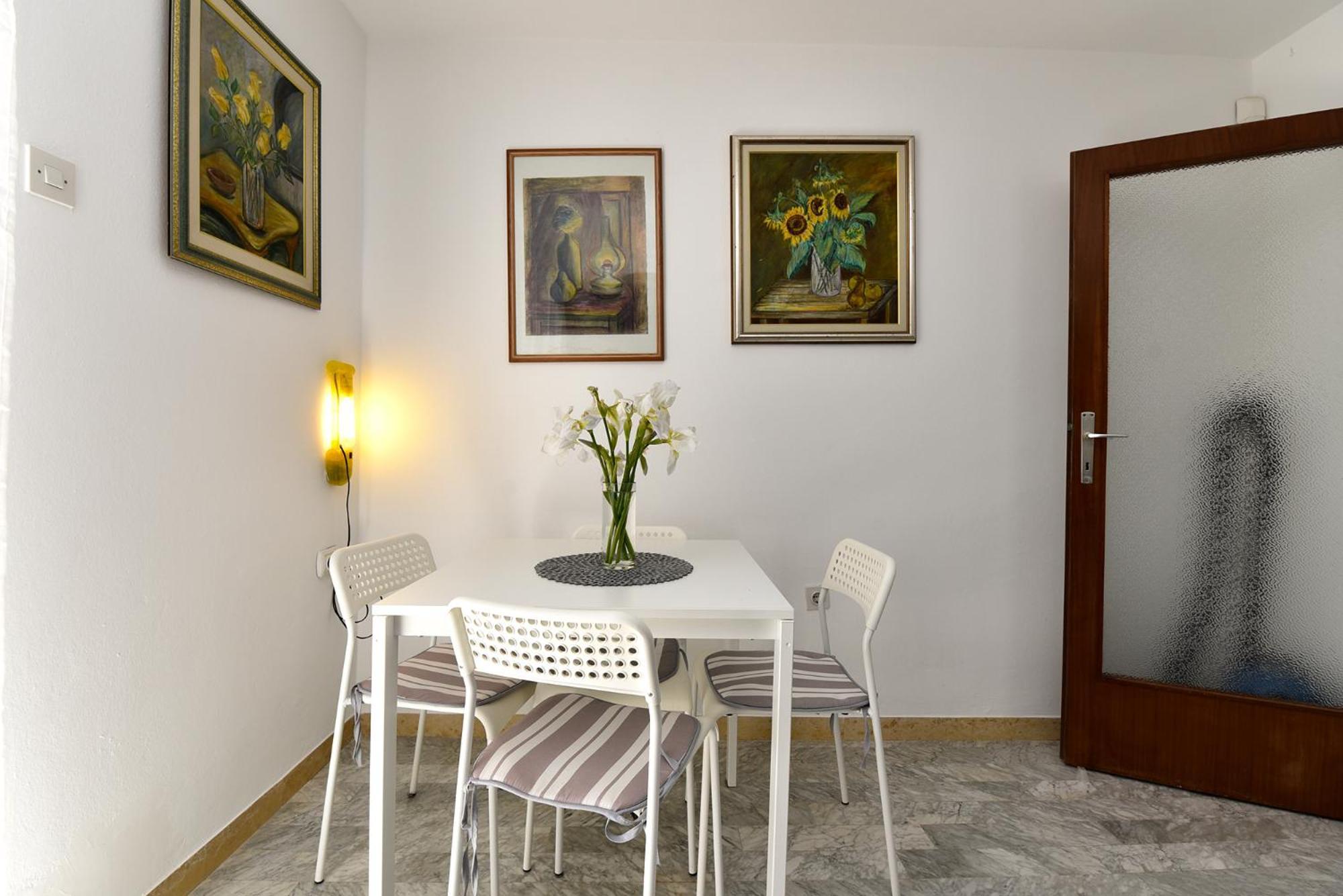 Apartments Vlasta 1410 Premantura Exterior photo